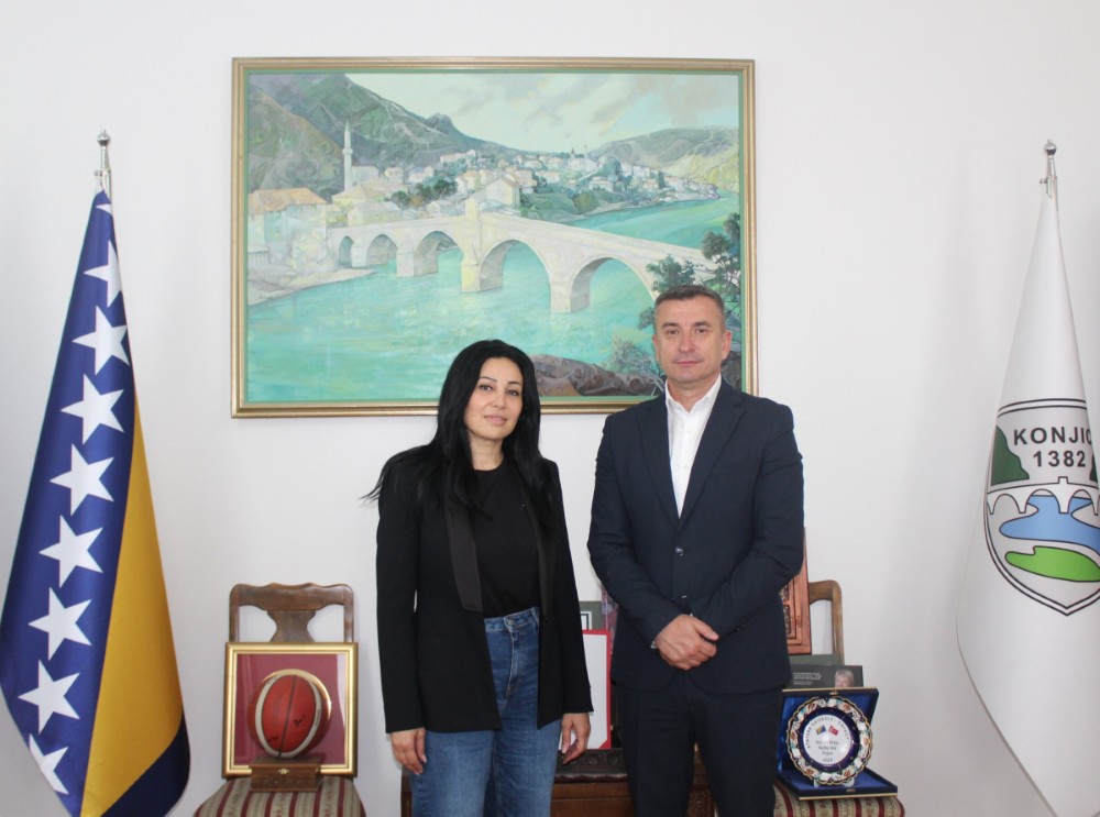  Ambasadorica Države Palestine u Bosni i Hercegovini Sylvia Abu Laban posjetila Konjic, gdje se sastala sa gradonačelnikom Osmanom Ćatićem – Iskazana zahvalnost za podršku 