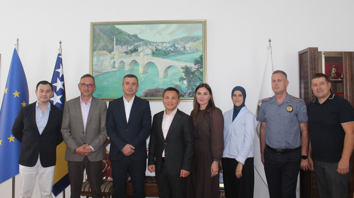 Počasni konzul Republike Kazahstan u Bosni i Hercegovini Amel Dizdarević sa privrednicima iz Kazahstana posjetio Konjic 