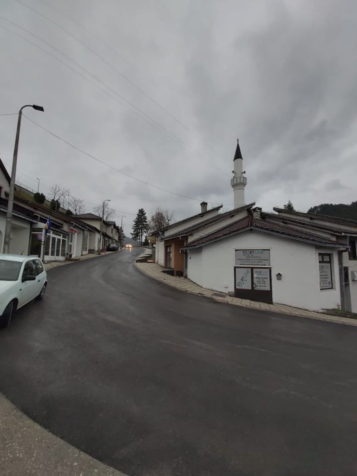 U toku je realizacija projekta rekonstrukcije gradske saobraćajnice od Srednjoškolskog centra do naselja Puhale (Gornje polje).