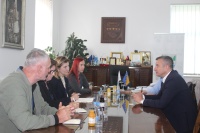 &Scaron;efica Misije IOM-a BiH, Laura Lungarotti danas sa gradonačenikom Ćatićem posjetila poplavom pogođeno područje u Konjicu i najavila nastavak podr&scaron;ke