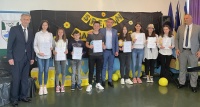 Osnovna škola Parsovići svečano obilježila Dan škole, gradonačelnik Ćatić uručio nagradu učenici generacije Sedini Graho