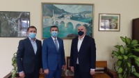 NAČELNIK ĆATIĆ I PRIVREDNICI POTPISALI SPORAZUM O OTVARANJU  OPĆINSKE ŠALTER SALE NA LOKALITETU POSLOVNE ZONE DONJE POLJE