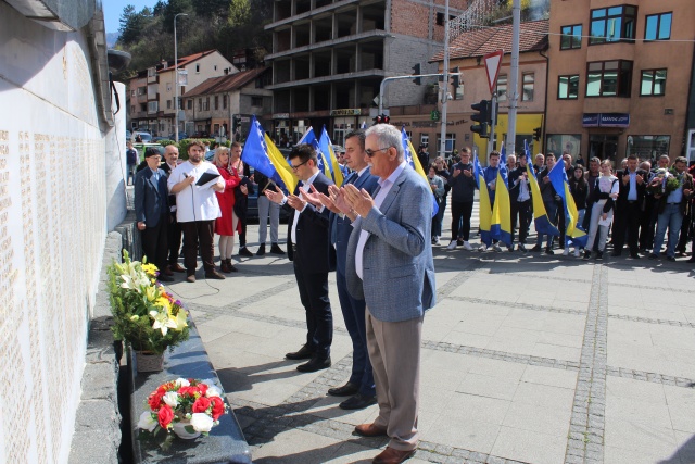 Na svečan način u Konjicu obilježen 15.april Dan Armije Republike Bosne i Hercegovine
