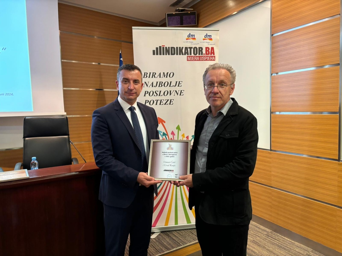 Gradonačelnik Konjica Osman Ćatić i Grad Konjic dobitnici priznanja “Najbolji poslovni potez u Bosni i Hercegovini u 2023. godini” po izboru portala Indikator.ba i Privredne komore F BiH