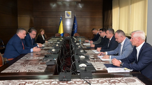 Potpisani ugovori o finansijskoj pomoći za sanaciju šteta uzrokovanih poplavama