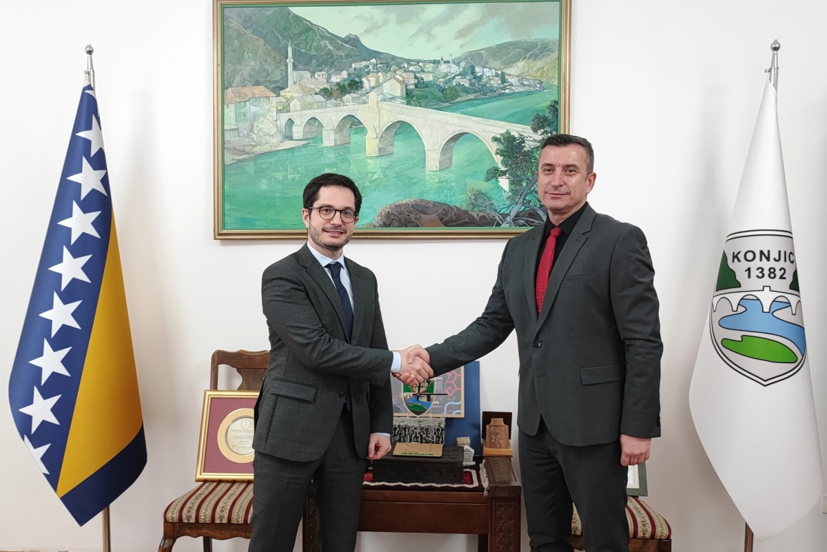 Konjic je grad vrijedan pažnje - Francuski ambasador u Bosni i Hercegovini, François Delmas posjetio Grad Konjic gdje se sastao sa gradonačelnikom Osmanom Ćatićem