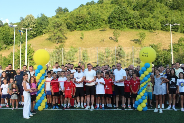 Grad Konjic obogaćen još jednim sportskim centrom, čime je ostvaren dugogodišnji san stanovnika MZ Bijela - U povodu Dana grada Konjica otvoren moderno uređeni Sportsko rekreacioni centar “Habatnica”