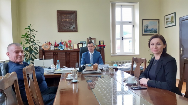 Sastanak načelnika Ćatića sa predsjednikom Udruženja &quot;Hasib Mustafić&quot;, Amirom Herom.
