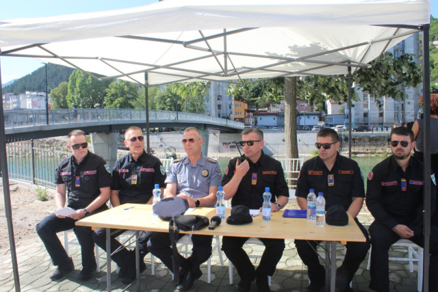 Grad Konjic uz podr&scaron;ku Međunarodne organizacije za migracije IOM danas upje&scaron;no proveo združenu pokaznu vježbu operativnih snaga prvog i drugog stepena odgovora &bdquo;Siguran Konjic&ldquo;