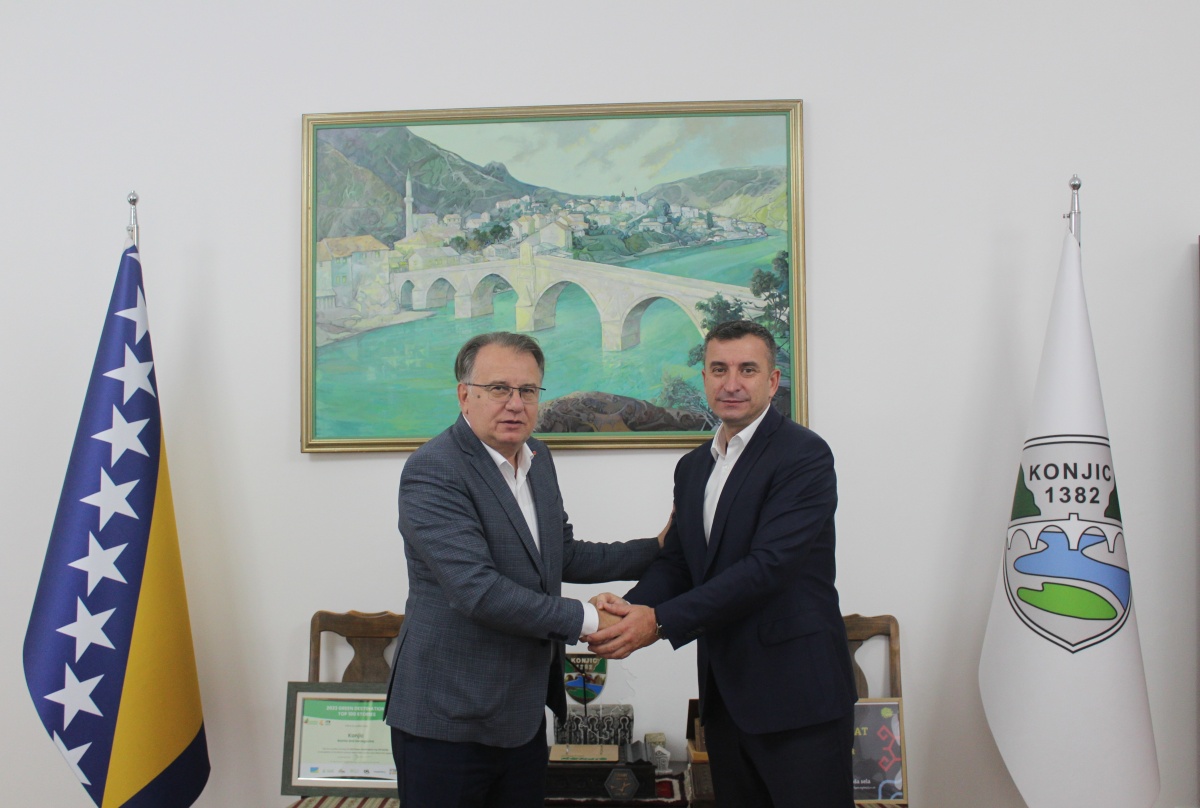 Premijer Federacije Bosne i Hercegovine Nermin Nikšić danas boravi u posjeti Gradu Konjicu -Istaknuta izuzetna saradnja lokalne zajednice i Vlade Federacije BiH